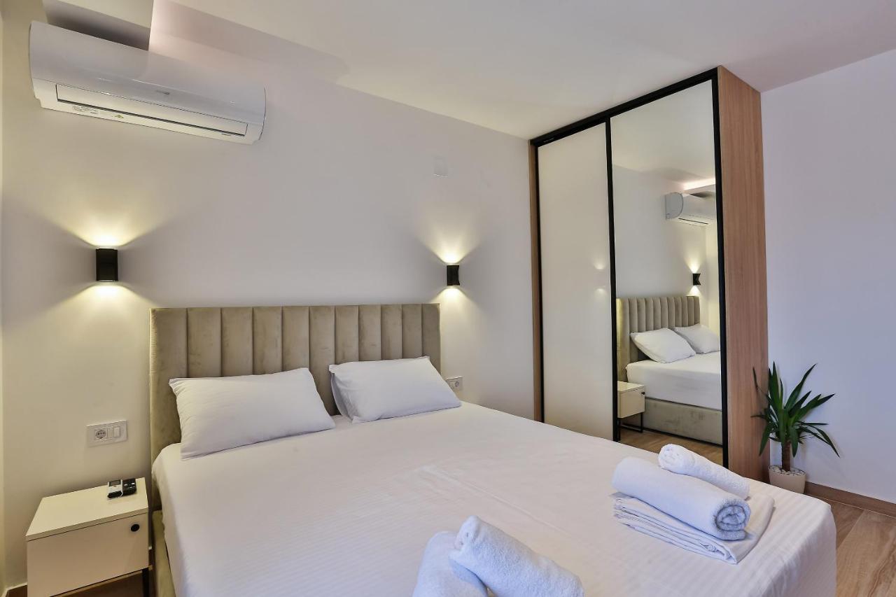La Vida Apartment